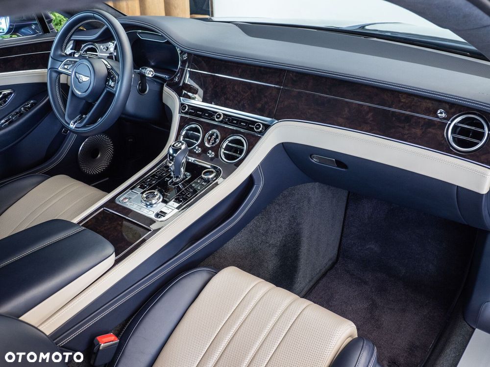 Bentley Continental GT - 9