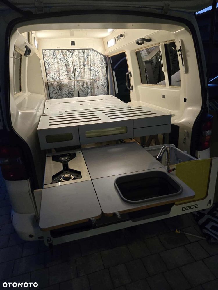 Volkswagen Transporter - 14