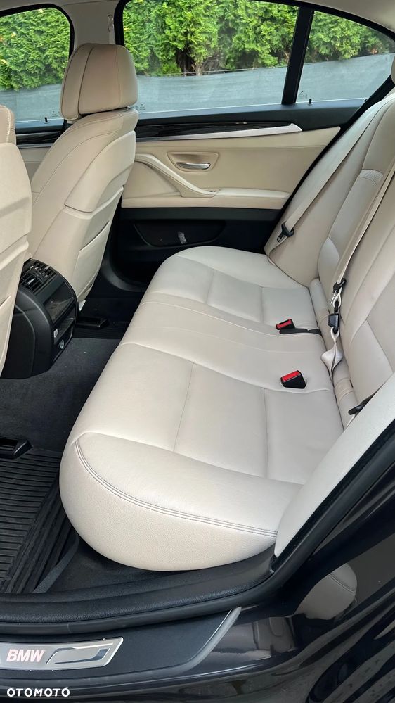 BMW Seria 5 520d xDrive Luxury Line - 16