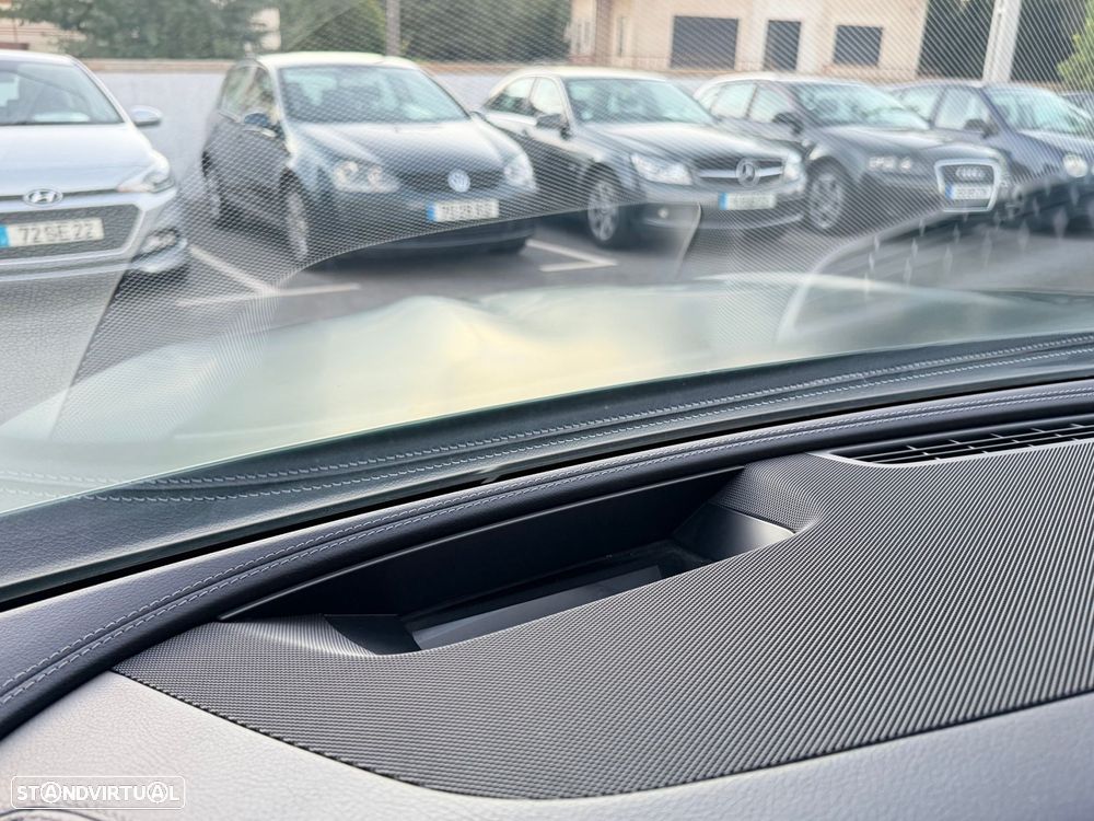 Mercedes-Benz E 220 d 9G-TRONIC AMG Line - 47