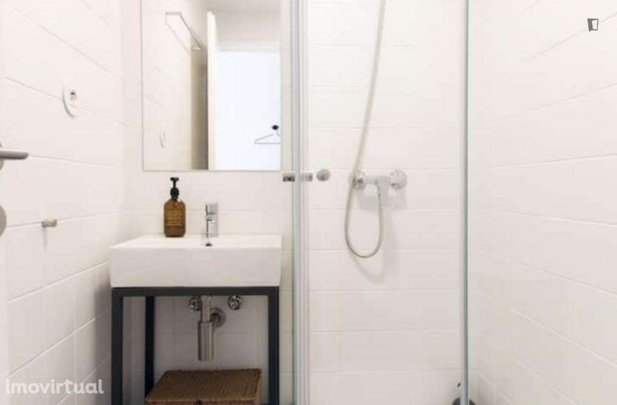 Quarto - localizado em Massarelos Porto - Grande imagem: 2/39