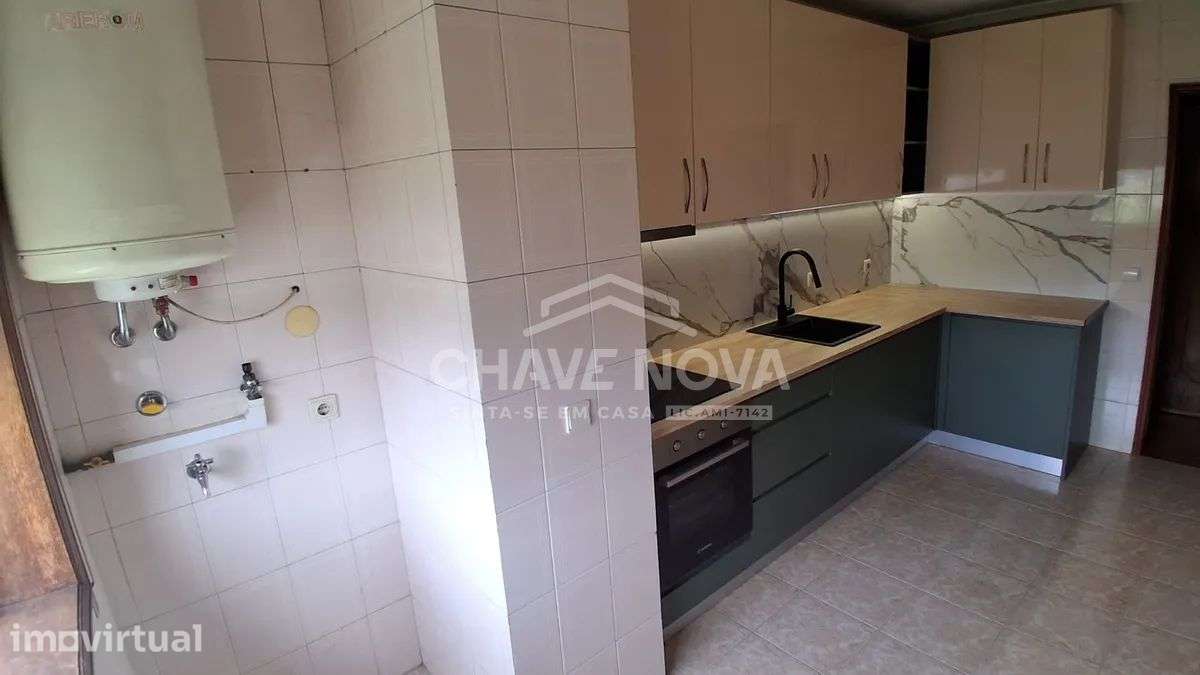 Apartamento T3 em Rio Tinto | Varanda | Garagem/Box | Próximo do Metro - Grande imagem: 3/17