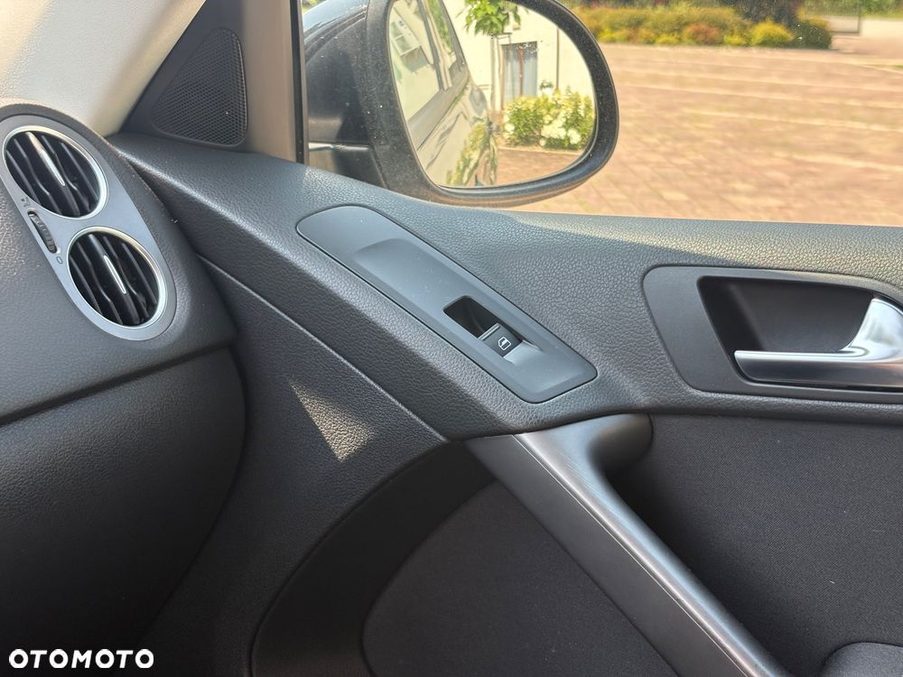 Volkswagen Tiguan 1.4 TSI 4Motion Trend & Fun - 15