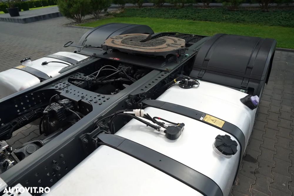 Mercedes-Benz ACTROS 1845 / MEGA / PLATĂ JOSĂ / MP5 / SPAȚIU MARE - 14