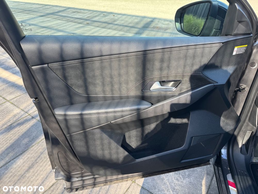 DS Automobiles DS 7 Crossback 1.6 PureTech Performance Line + - 28