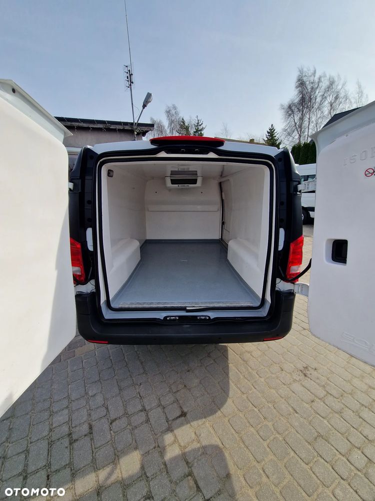 Mercedes-Benz VITO 114 CDI  4X4 LONG THERMO KING B-100 MAX - 19