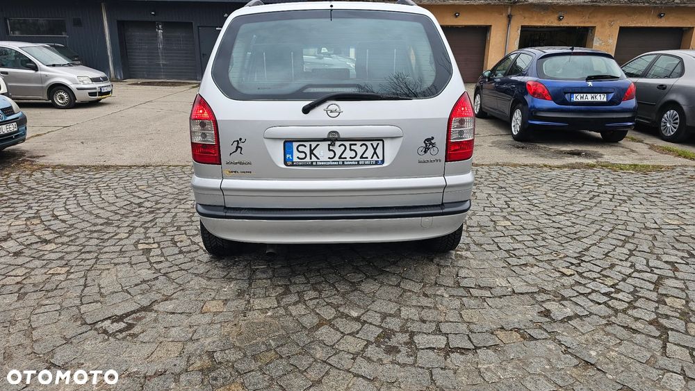 Opel Zafira - 7