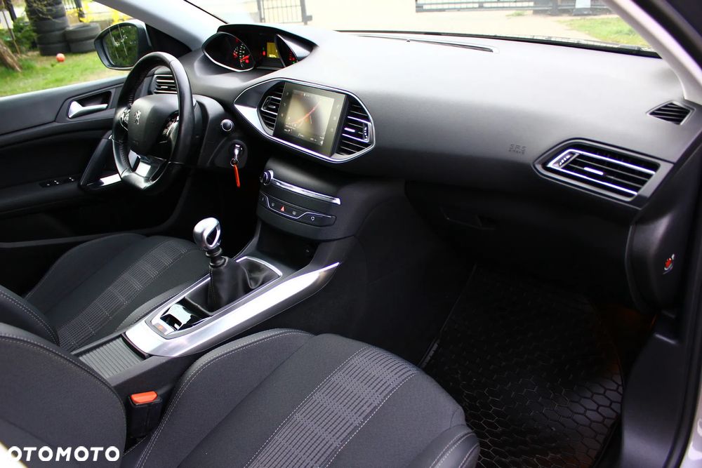Peugeot 308 BlueHDi FAP 130 Stop & Start Allure - 40