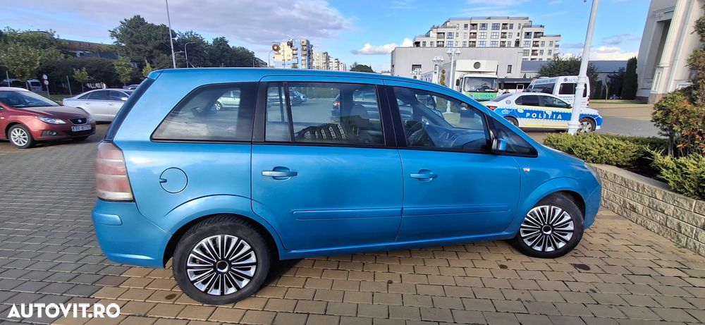 Opel Zafira 1.9 CDTI Cosmo - 16