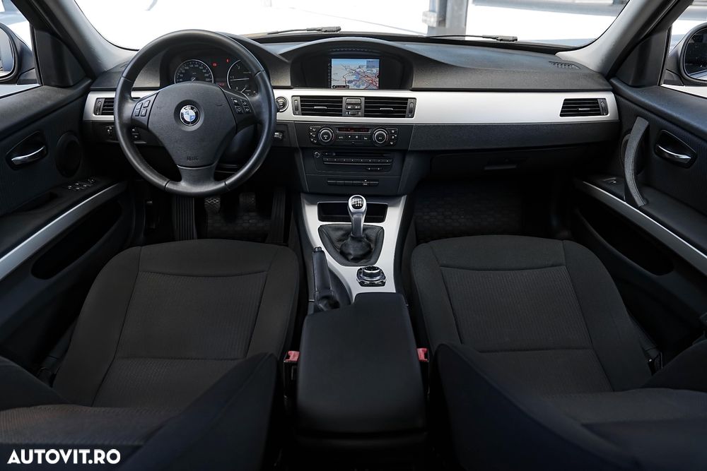 BMW Seria 3 320d - 6
