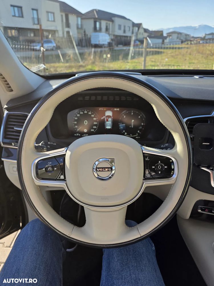 Volvo XC 90 D5 AWD Geartronic Inscription - 12