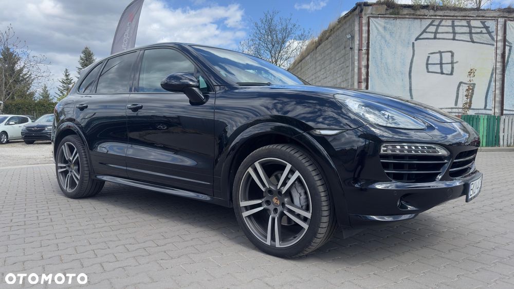 Porsche Cayenne Platinum Edition - 17