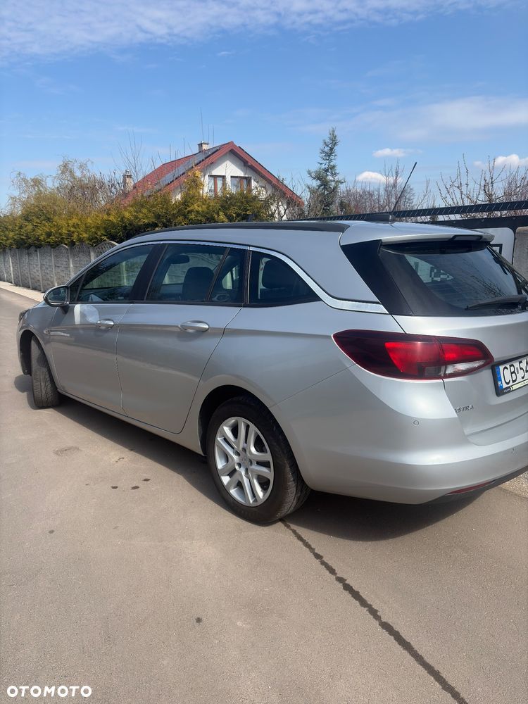 Opel Astra 1.6 CDTI Cosmo - 5