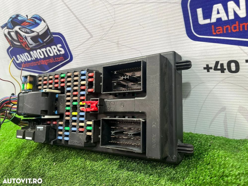 PANOU SIGURANTE MODUL RELEU LAND ROVER DISCOVERY 3 2.7 DIESEL 2007 COD OEM YPP500080 5H2214A074AA 2005-2009 - 3