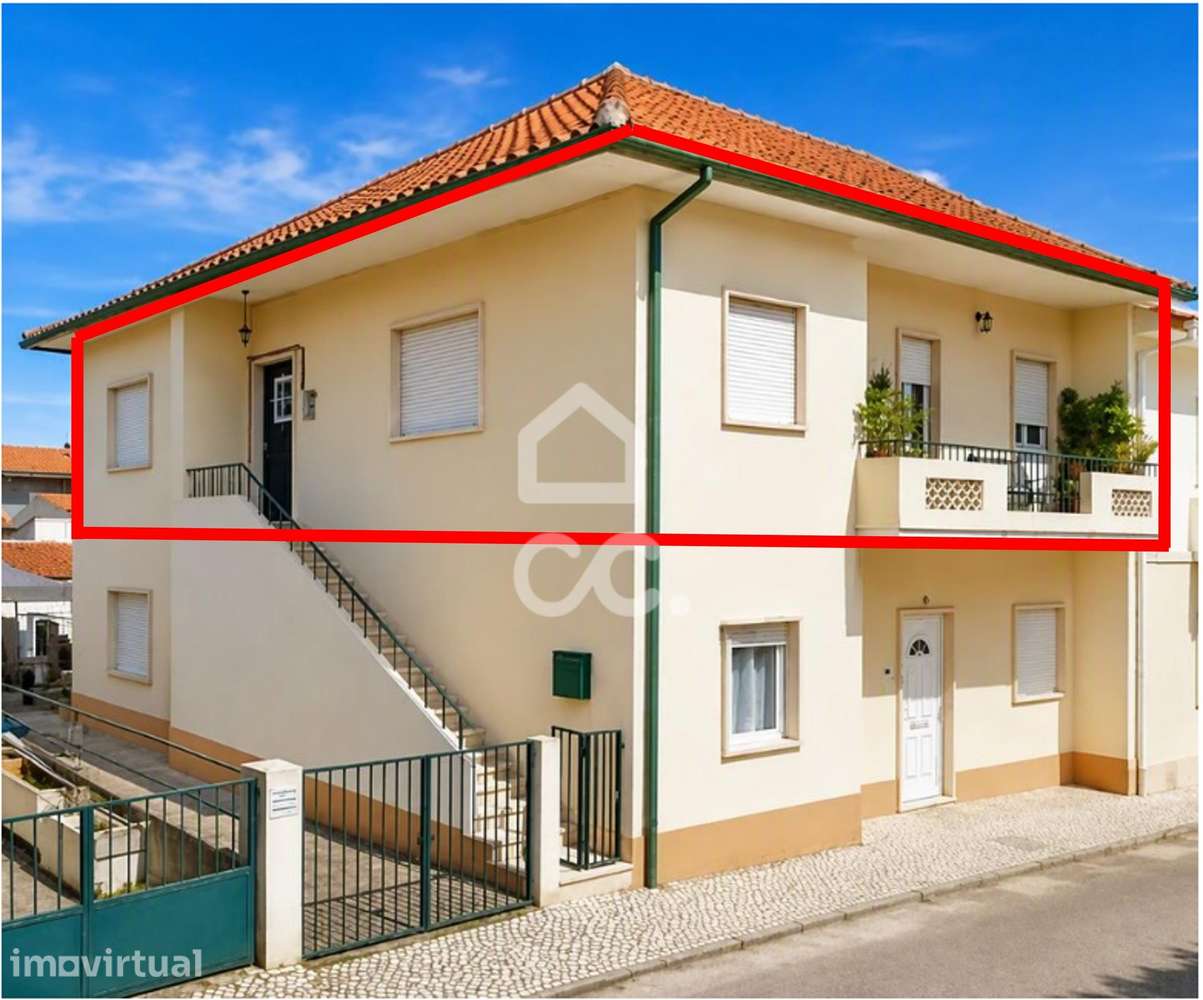 Andar Moradia T3 com Sótão, Logradouro Privado  | Torres Novas