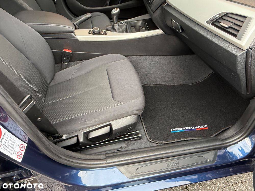 BMW Seria 1 114d Advantage - 26