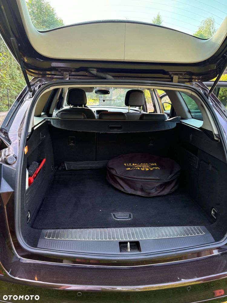Opel Astra 1.4 T Cosmo S&S - 15