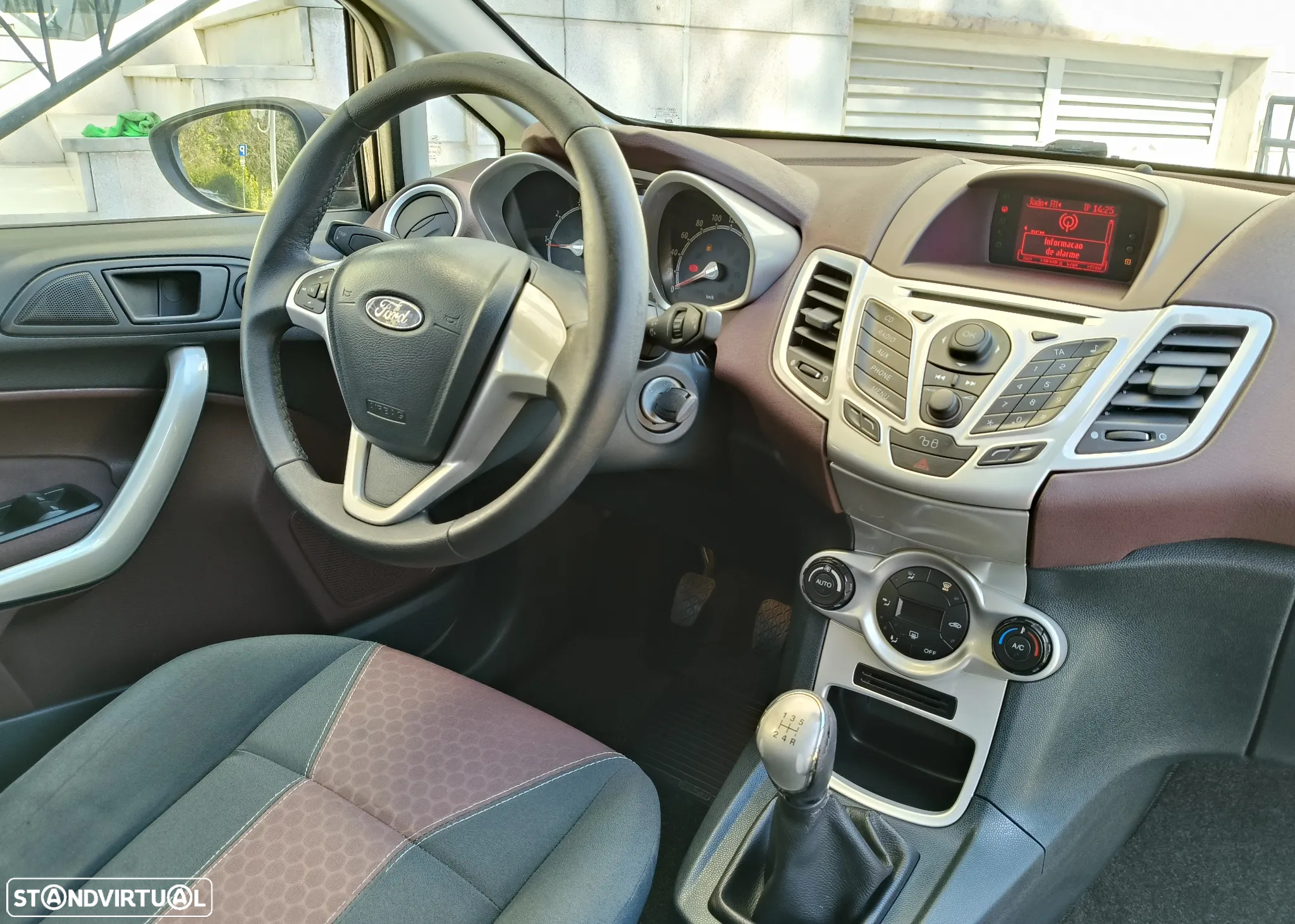 Ford Fiesta 1.25 Titanium - 16