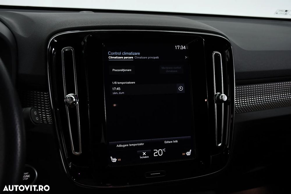 Volvo XC 40 D4 AWD Geartronic R-Design - 24