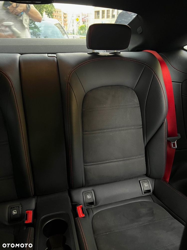 Mercedes-Benz Klasa C AMG 43 4-Matic - 11
