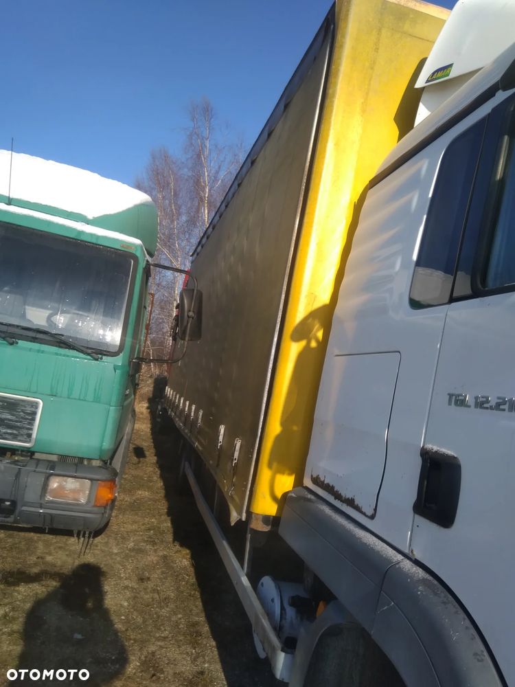 Man, Mercedes, IVECO skrzynia plandeka żółta - 1