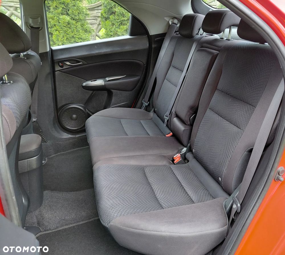 Honda Civic 1.4 i-VTEC Comfort - 19