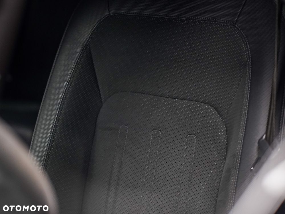 Land Rover Defender 5.0 P525 V8 - 28