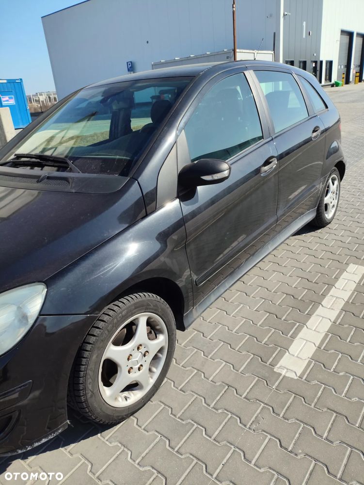 Mercedes-Benz Klasa B - 2