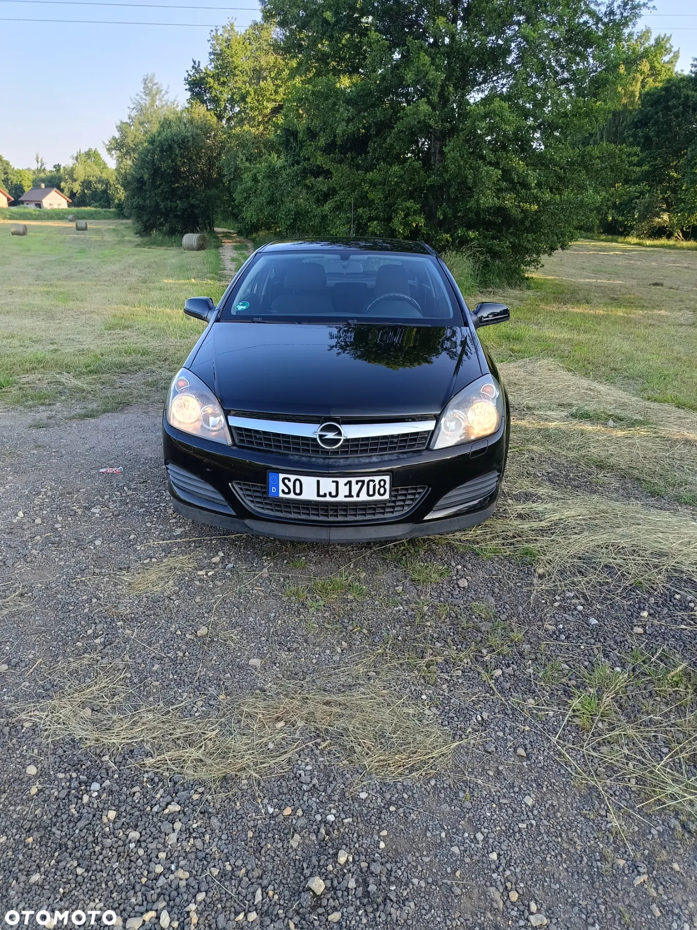 Opel Astra III GTC 1.4 Enjoy - 3