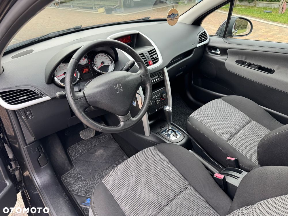 Peugeot 207 - 20