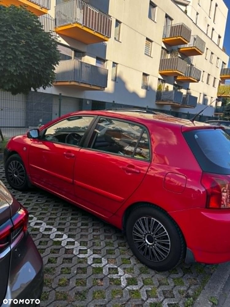 Toyota Corolla 1.4 D-4D Dynamic - 3
