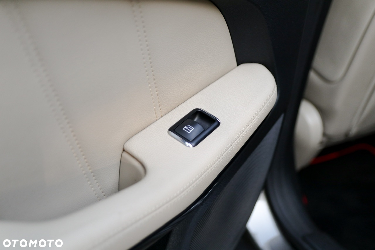 Mercedes-Benz Klasa E 350 T CDI DPF 4Matic BlueEFFICIENCY 7G-TRONIC Avantgarde - 24