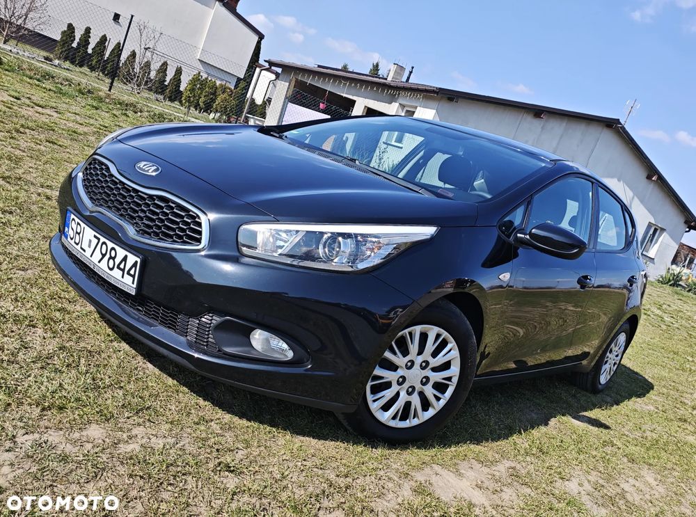 Kia Ceed 1.4 CVVT Attract - 14