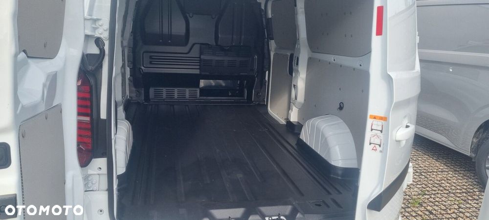 Volkswagen Transporter Furgon - 6