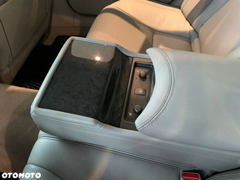 Lexus LS 460 Superior - 23