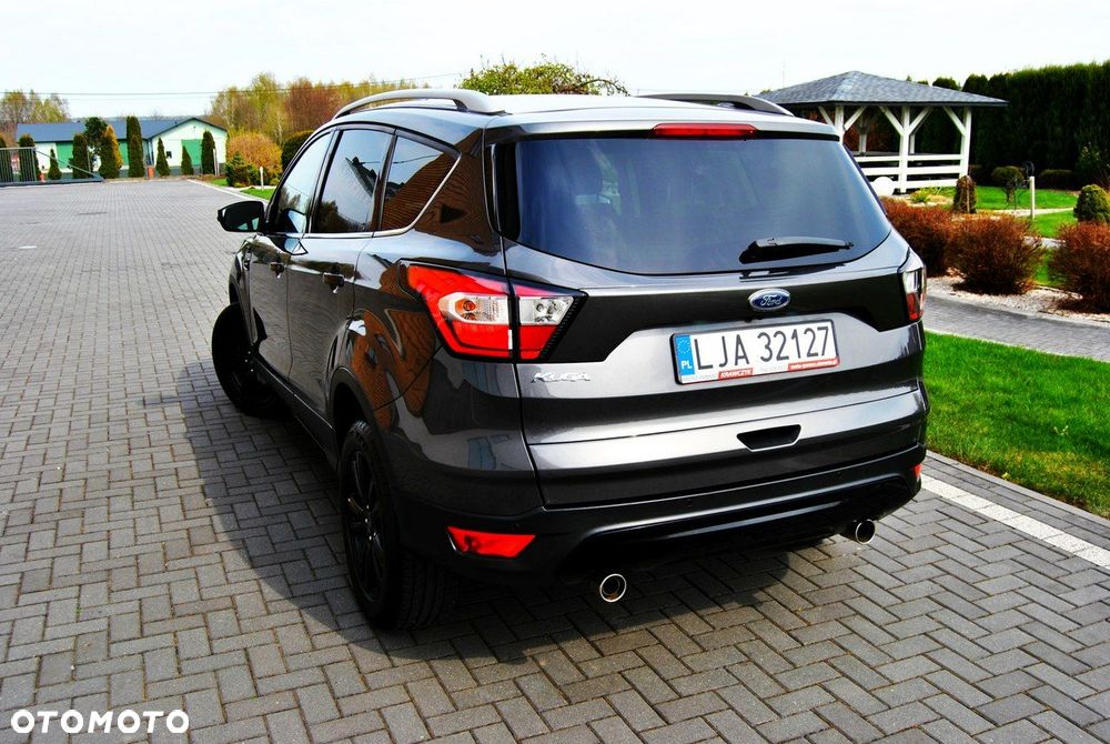 Ford Kuga 2.0 TDCi FWD ST-Line - 4