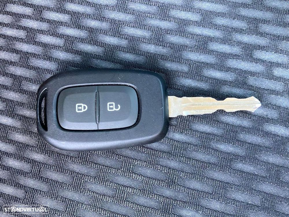 Dacia Sandero 1.0 SCe Pack — fotografia 18