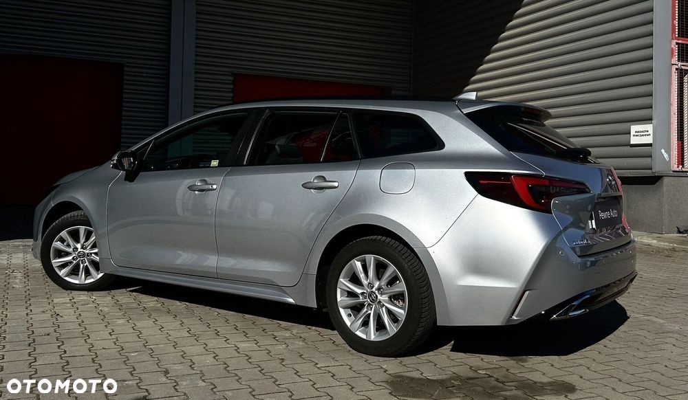 Toyota Corolla 1.8 Hybrid Comfort - 23