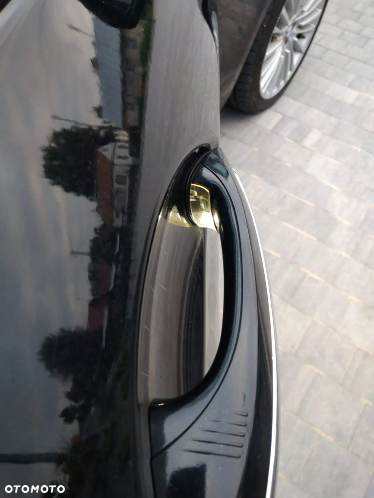 BMW Seria 5 525d Touring Luxury Line - 25