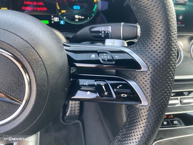 Mercedes-Benz E 300 de 4Matic 9G-TRONIC AMG Line - 18