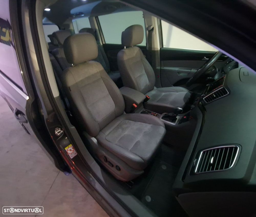 VW Sharan 1.4 TSI Highline DSG - 21