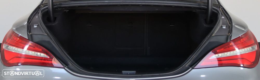 Mercedes-Benz CLA 180 (CDI) d AMG Line - 15