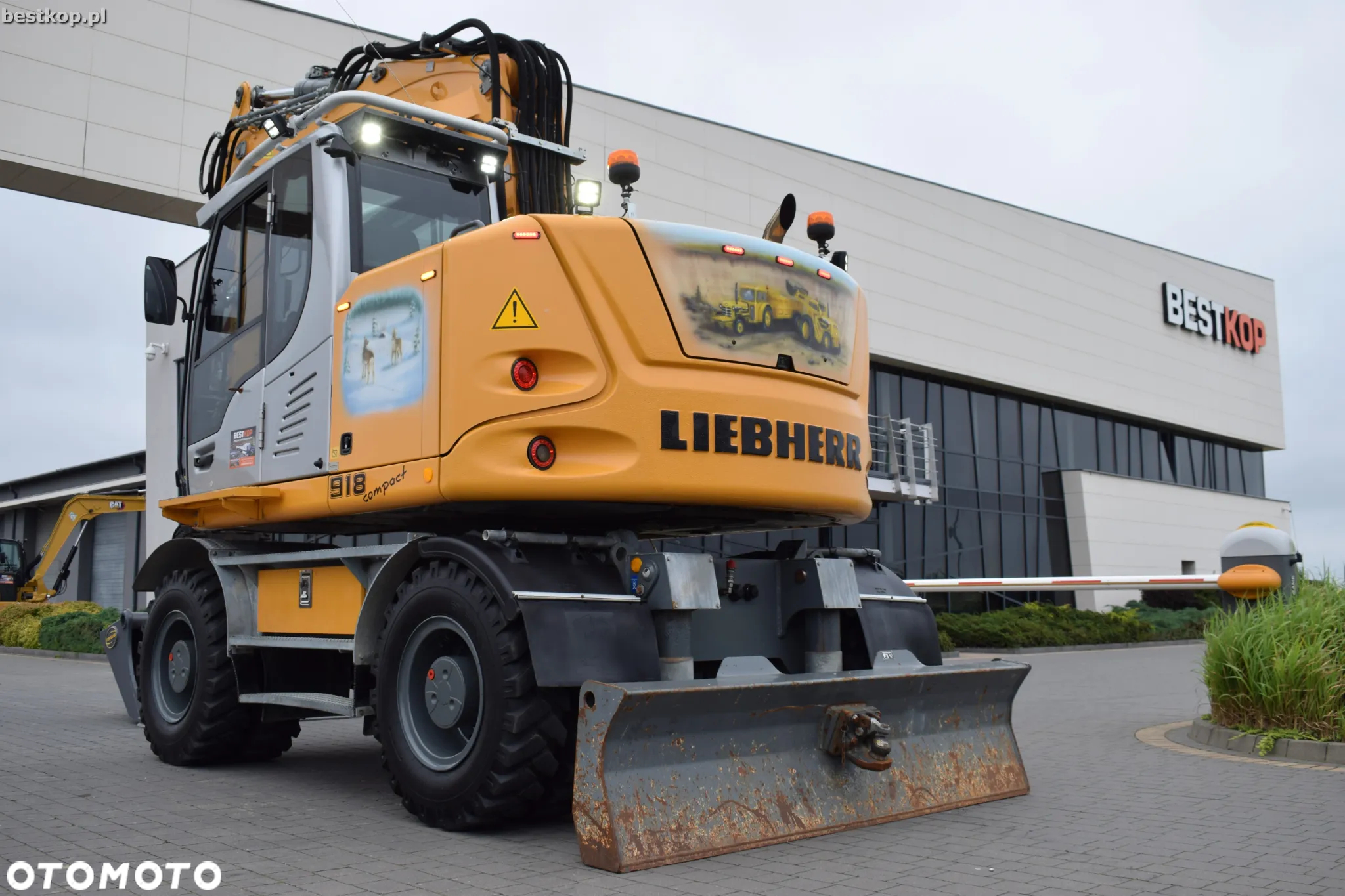 Liebherr A918 Compact Litronic - 12