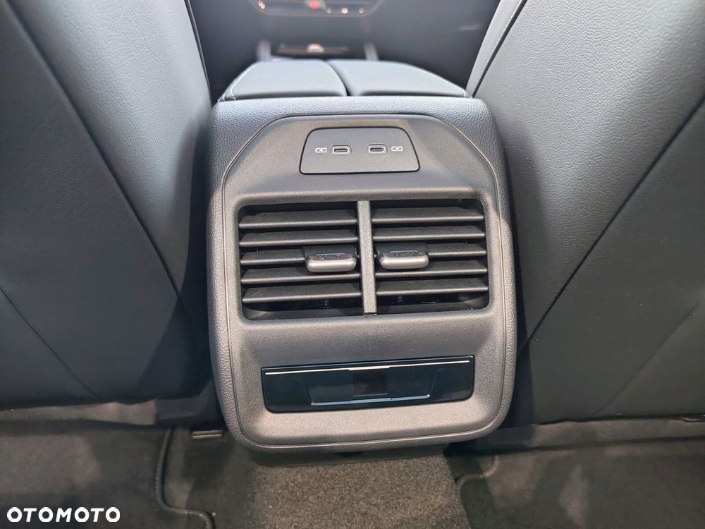 Volkswagen Passat - 29