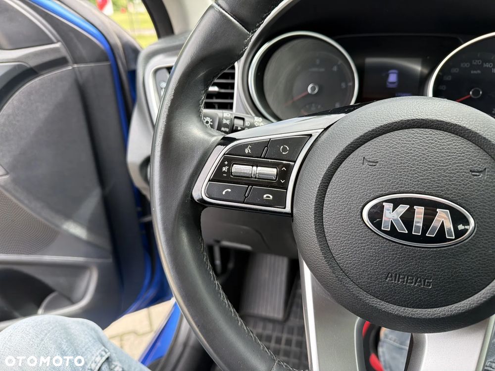 Kia Ceed 1.6 CRDi SCR L Business Line - 19