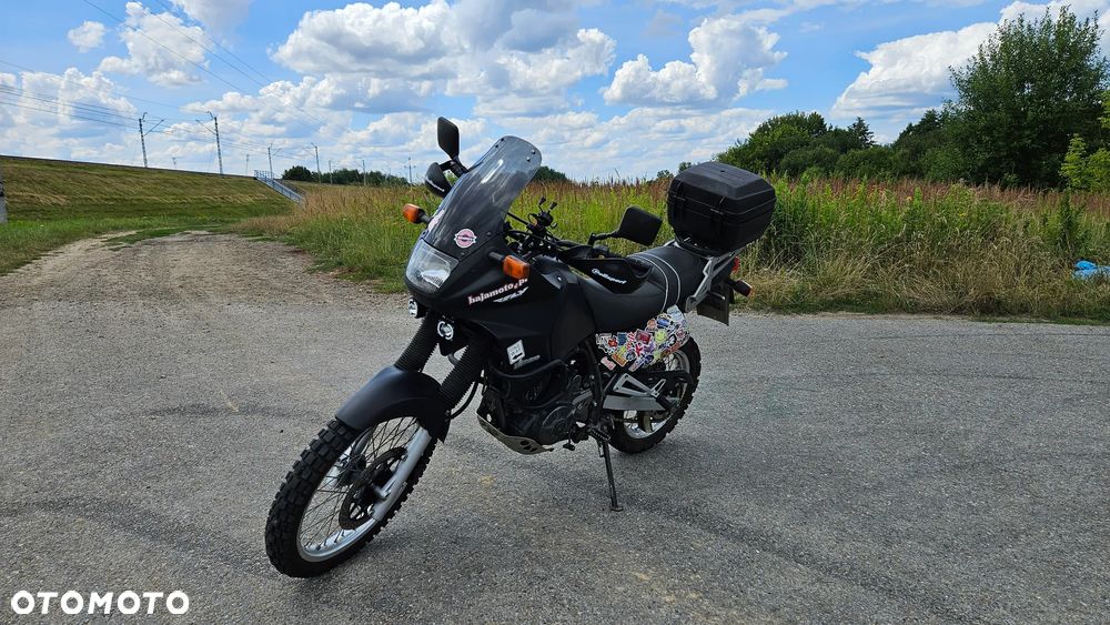 Suzuki DR - 6