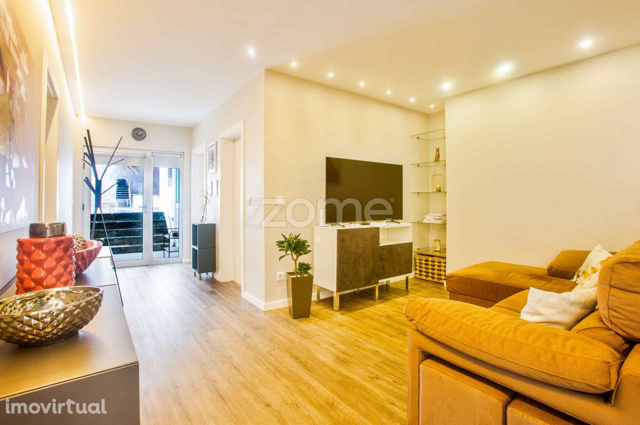 Moradia Térrea T3 - Ponta Delgada - Grande imagem: 2/17