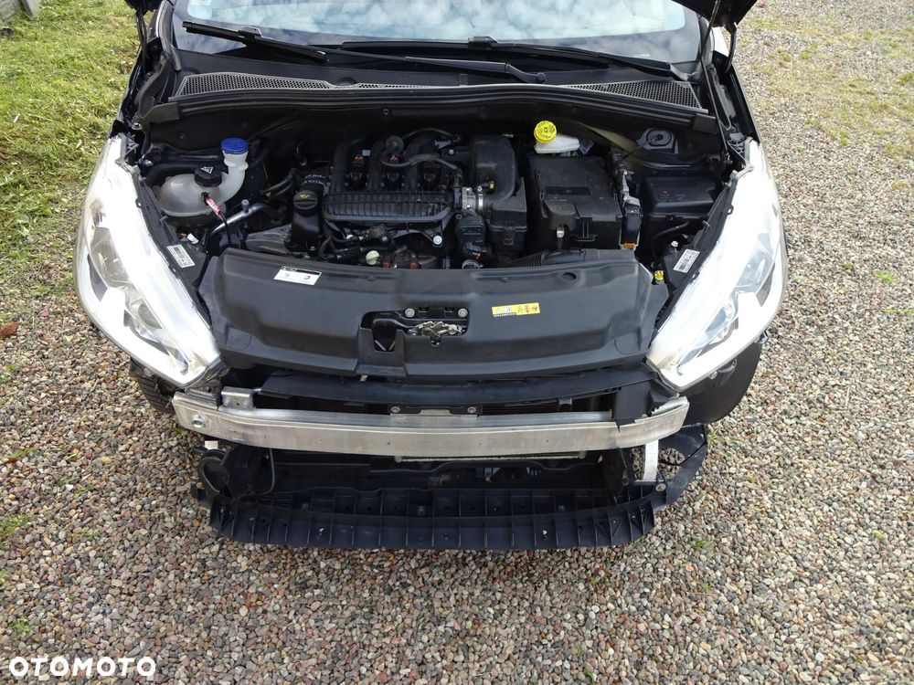 Peugeot 208 PureTech 82 Stop & Start Signature - 19