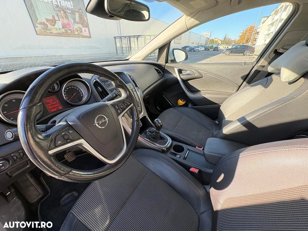 Opel Astra 1.7 CDTI DPF - 10