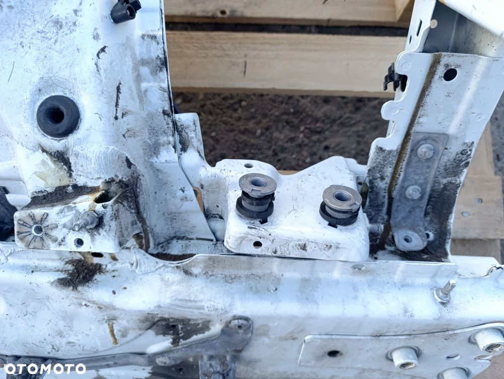 BMW F30 330E LEWA PODŁUŻNICA FARTUCH A300 - 4